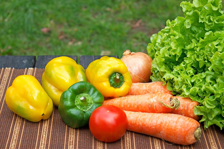 素食.素心.素人 —— 老江吃素的生活体验